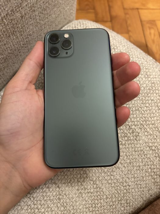 Iphone 11 Pro green dark