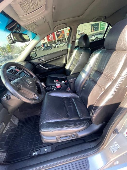 Продам Honda Accord 7