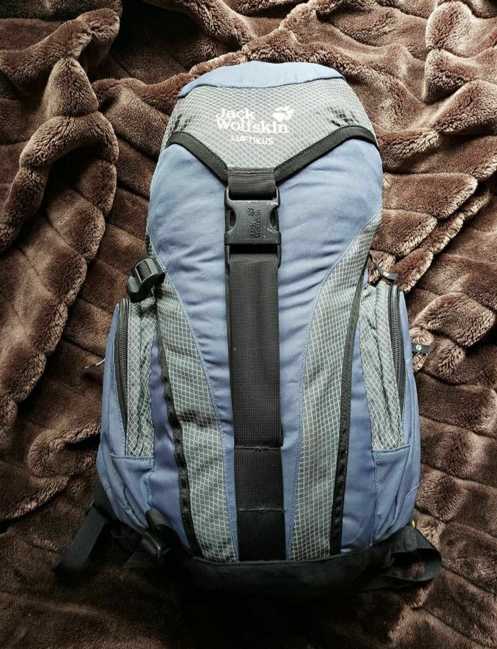 Рюкзак туристичний Jack Wolfskin оригінал 

30 L

Детальні замір