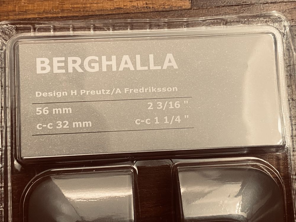 IKEA uchwy 2 sztuki Berghalla szare szafki kuchnia nowe