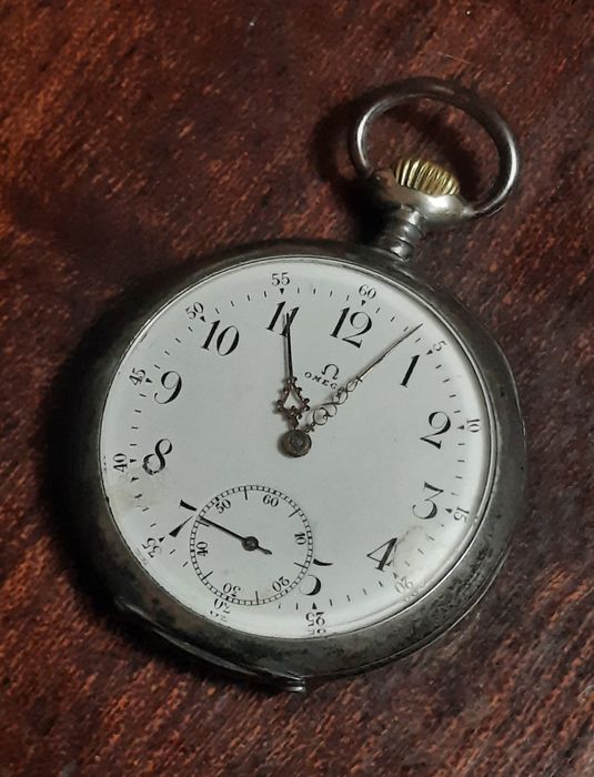 Relógio de bolso antigo Omega em prata 15 rubis