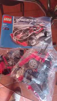 Carro em Lego em embalagen fechado