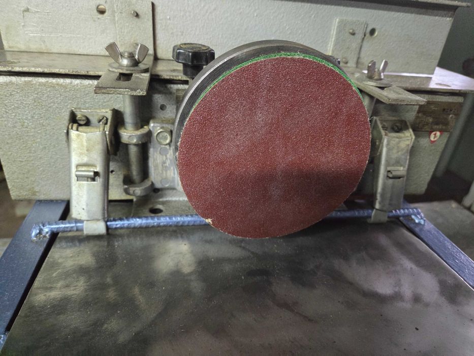 Heblarka z napędem elektrycznym