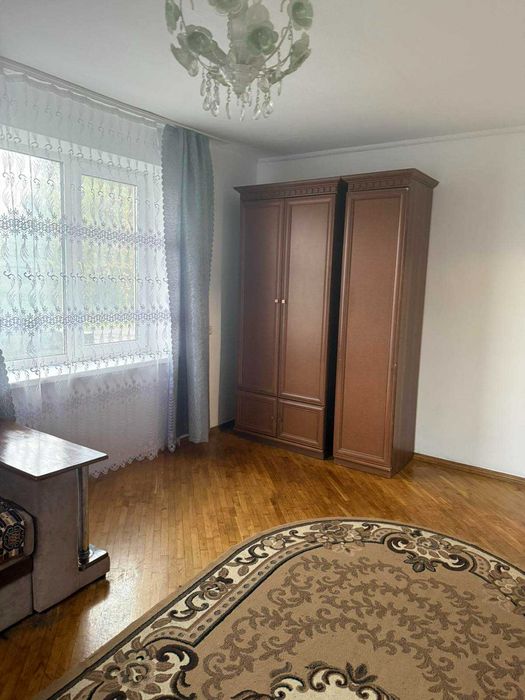 ПОДОБОВА Оренда: 2-х кімнатна квартира с. Сапіжанка