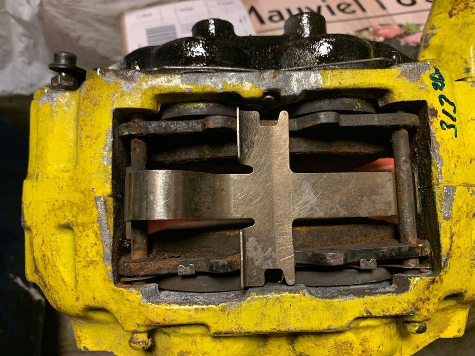 hamulce zaciski nissan 300zx 200sx s13 s14 skyline n16 ALMERA PRIMERA