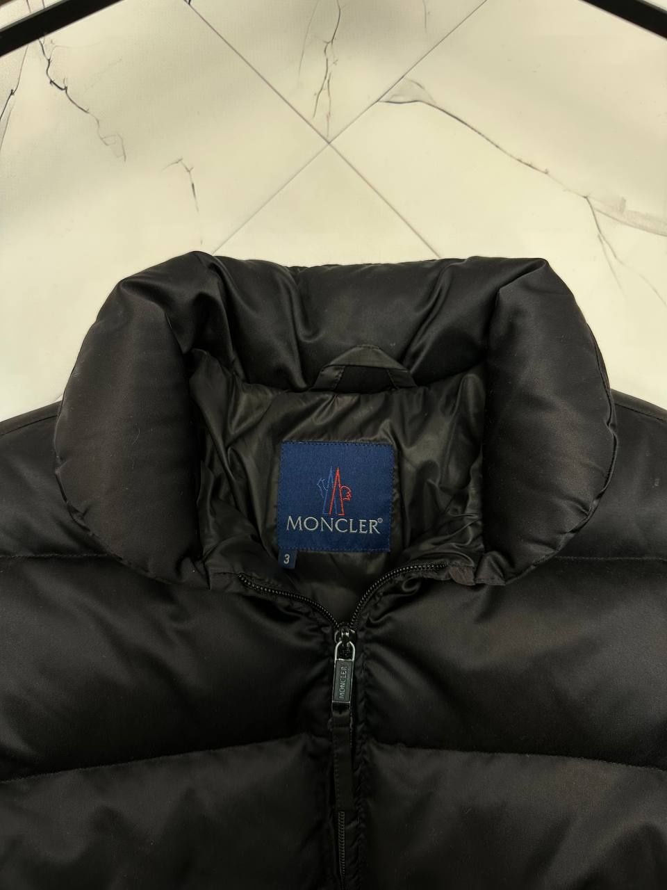 Винтажный пуховик Moncler