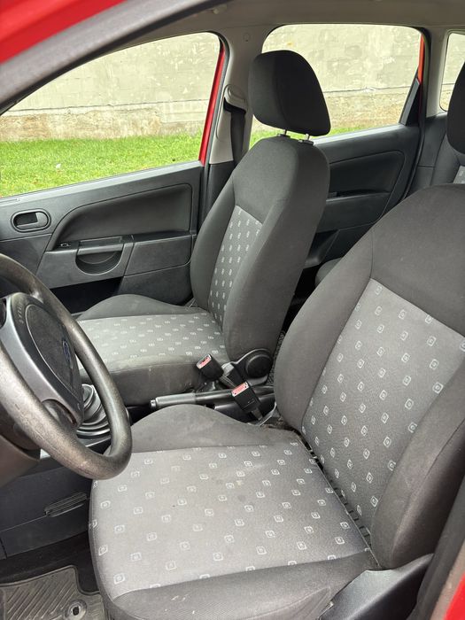 Małe spalanie Ford fiesta 1.3 benz