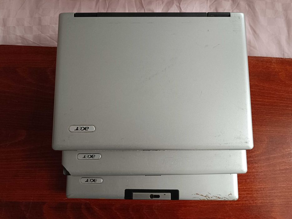 Продам три ноутбуки Acer aspire 3680 на запчастини або відновлення