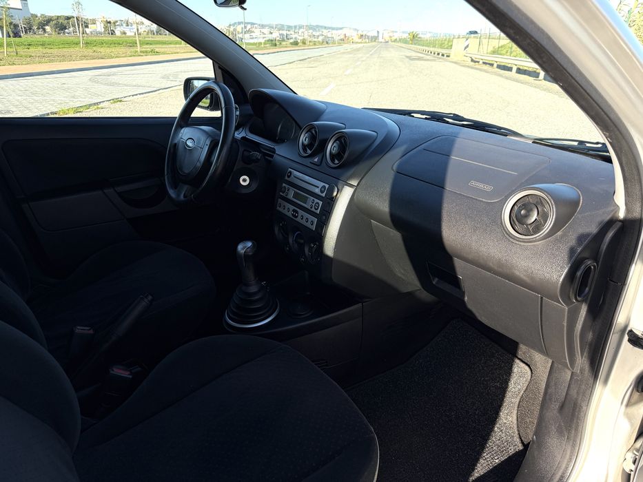 Ford Fiesta 1.4 TDCi Ghia 2005