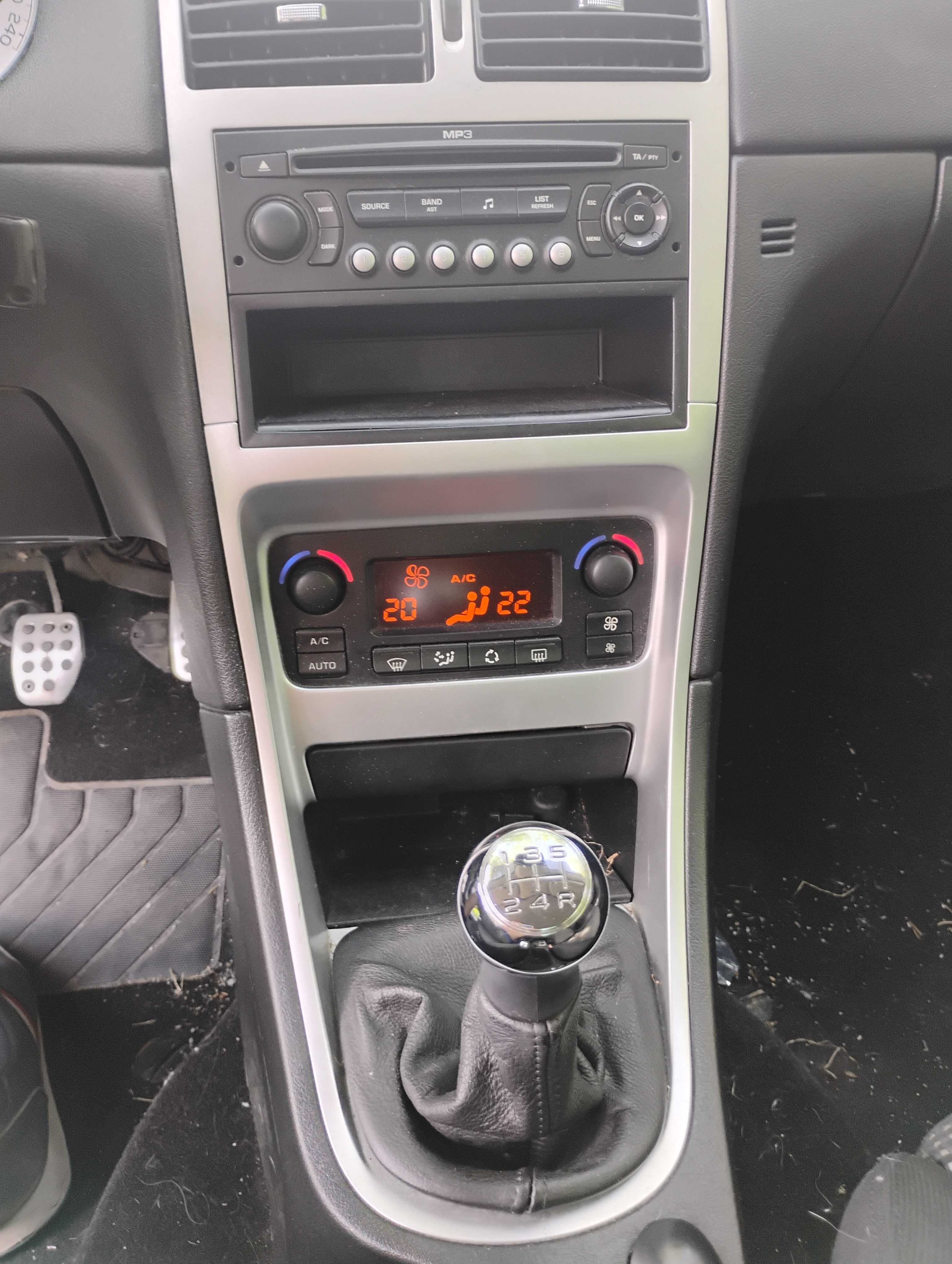 Peugeot 307 CC kabriolet 1.6 benzyna
