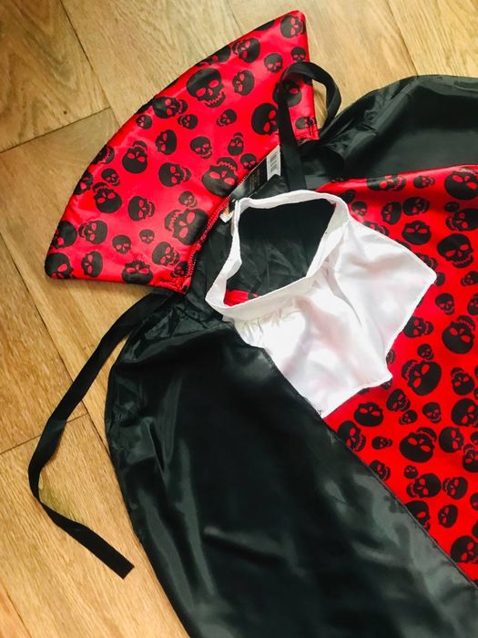 Дракула карнавальний костюм