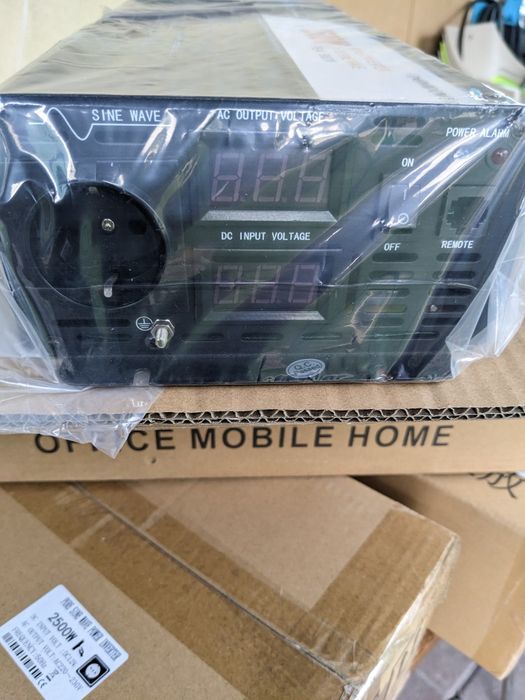 Інвертор напруги  перетворювач 12 в на 220. Swipower 2000 Вт. Чистий с