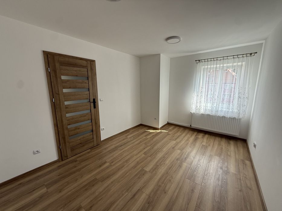 Mieszkanie na wynajem  35 m2, cześciowo umeblowane, Piastowska