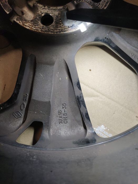 Felga Aluminiowa Renault 18 Arkana Captur 7X18 ET35