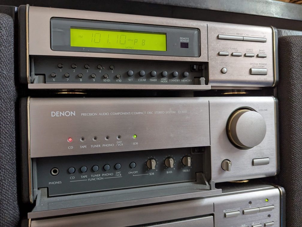 Aparelhagem Denon D100