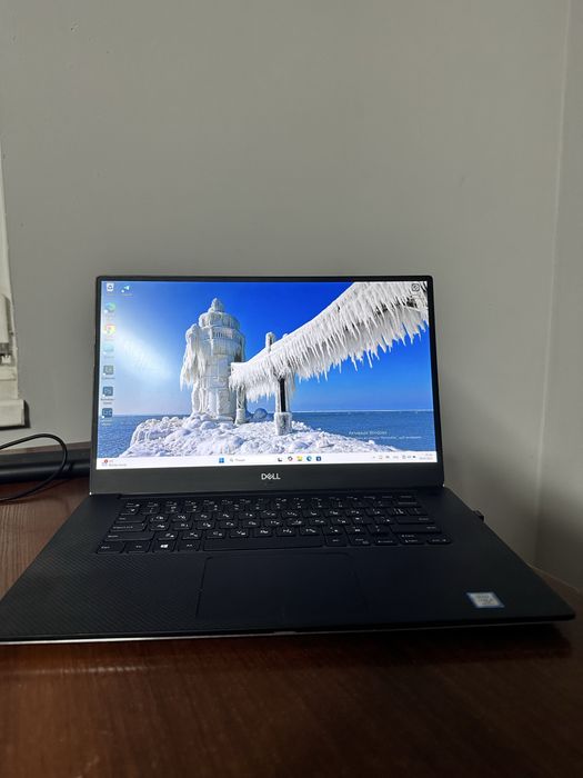 Продаю Dell Precision 5530 | Core i7-8850H / 8 ГБ / SSD 256 ГБ
