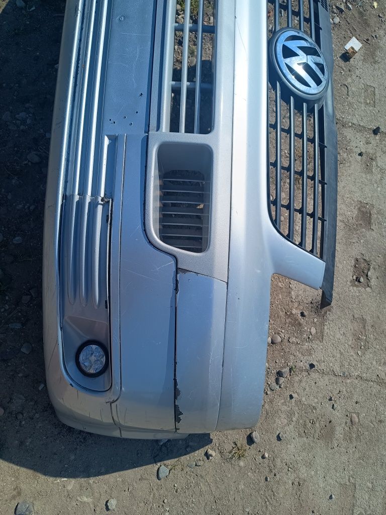 Zderzak przód VW T5