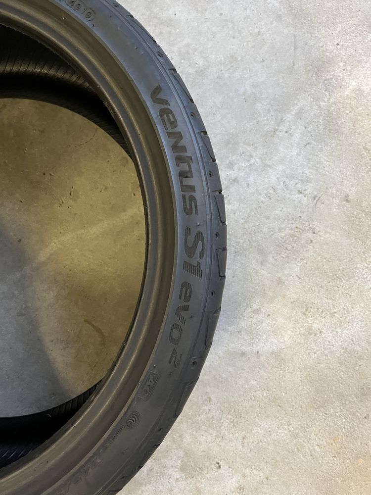 Hankook Ventus S1 evo2 245/35 ZR19 93 Y
