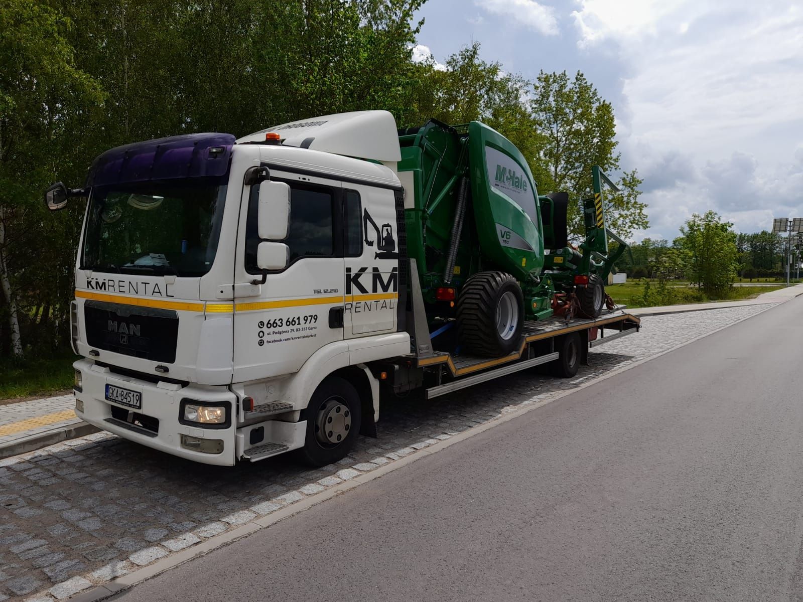 TANI transport maszyn rolniczych budowlanych pomoc drogowa laweta