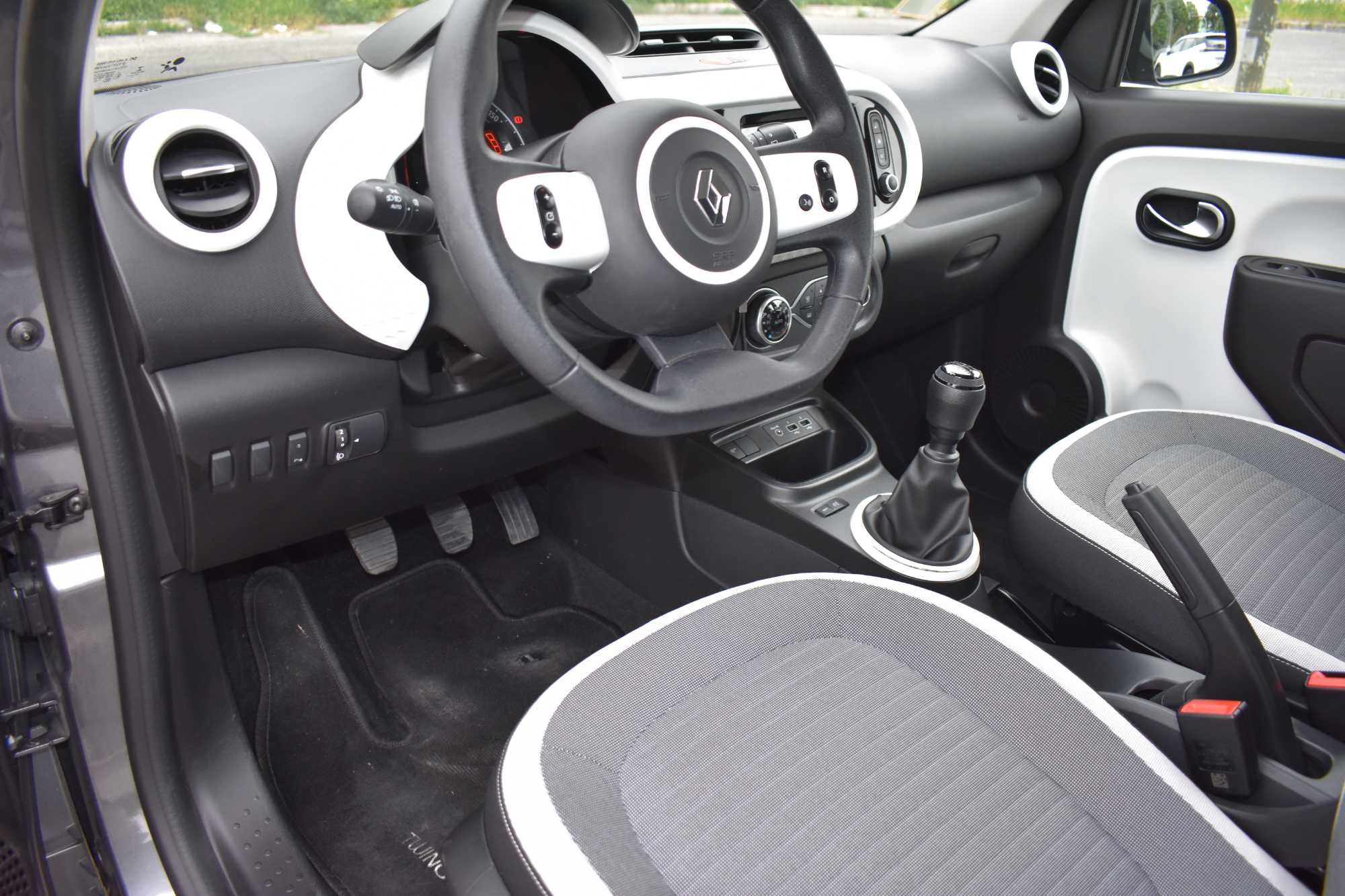 Renault Twingo 1.0 Sce