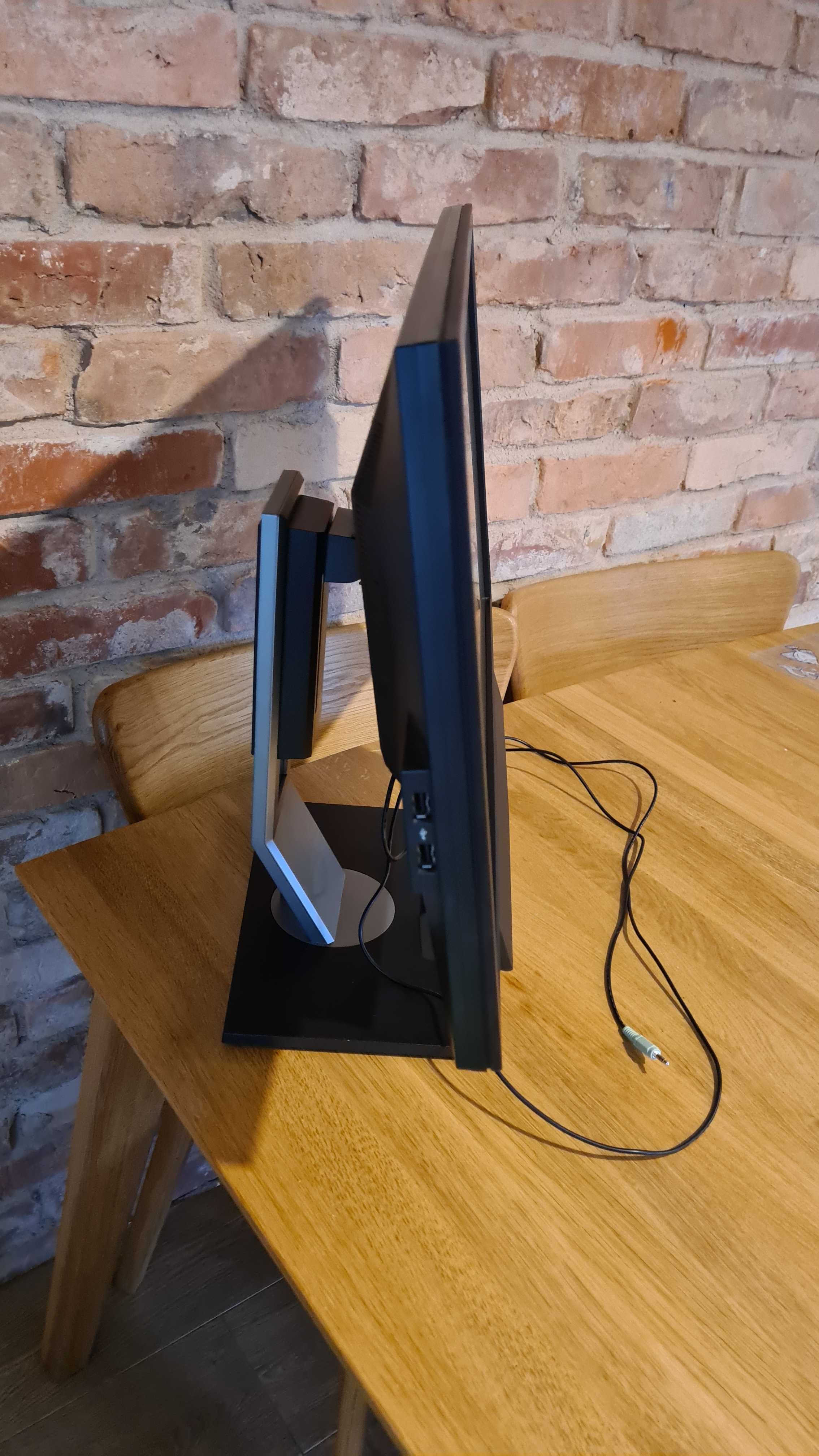 Monitor LED Dell P2411Hb 24 " 1920 x 1080