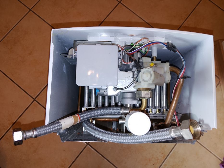 Piecyk gazowy Junkers WRDP 11-2 B23 do podgrzewania wody