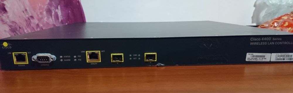 Контроллер Cisco AIR-WLC4402-12-K9
