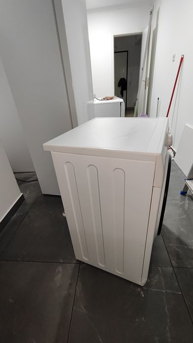 Máquina lavar roupa