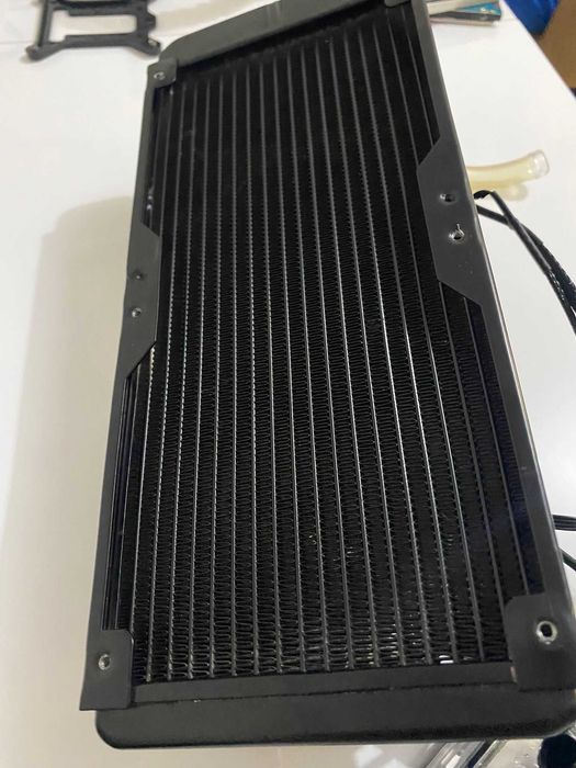 Sistema Watercooler Barrow - Bomba de água / 2 radiadores / 2 vent.