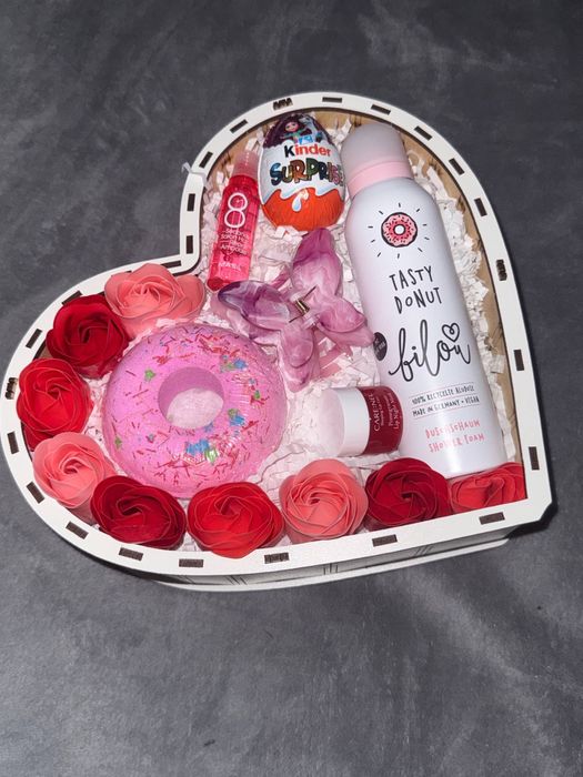 Подарункові бокси