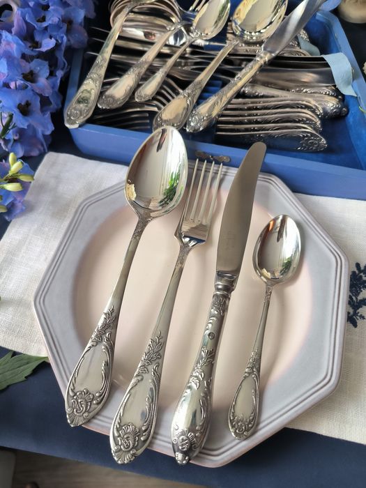 Мельхиор покрытие серебро столовые приборы Classic 6песон 24 прибора