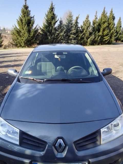 Renault Megane Hatchback 1,6 16V 2006 rok