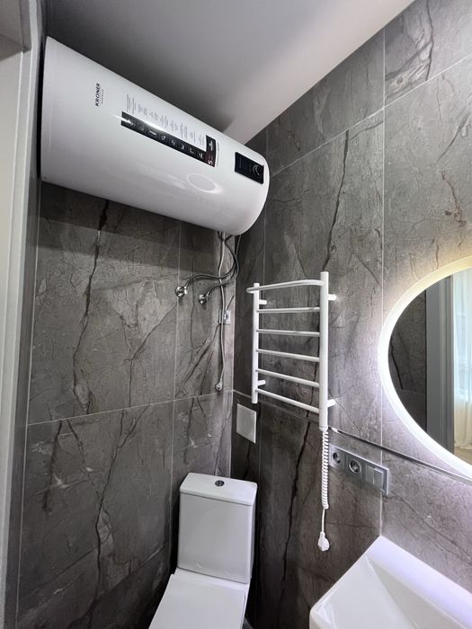 Буча! 1 кімнатна квартира з ремонтом в 5 влилинах від парку