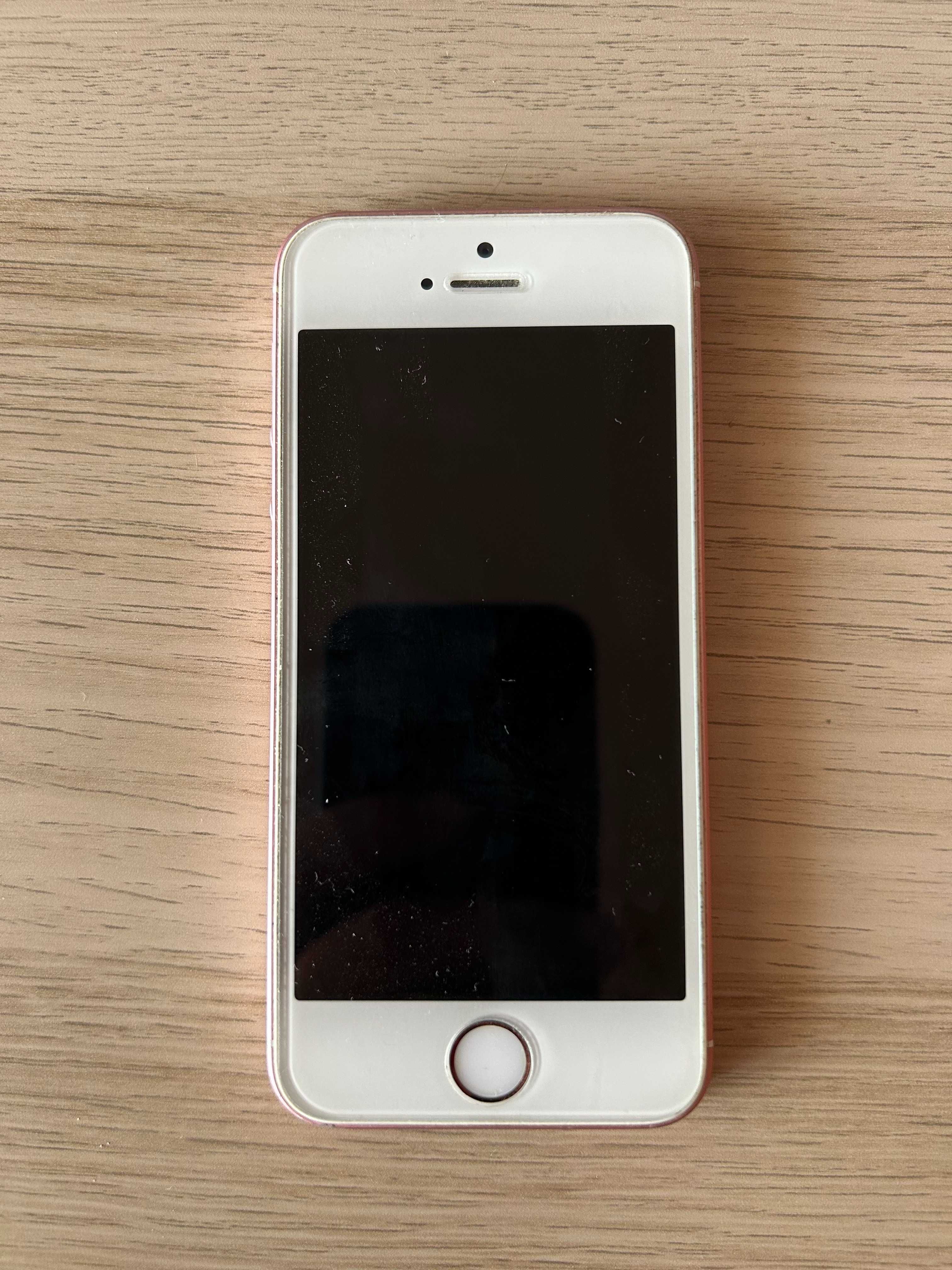 Vendo iPhone SE, em bom estado. Cor de rosa.