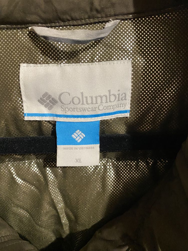 Продам куртку Columbia