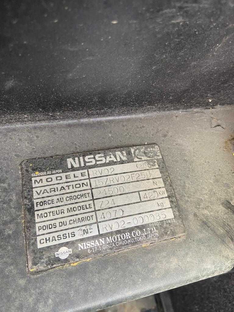 Ciągnik terminalowy NISSAN  FV02 diesel