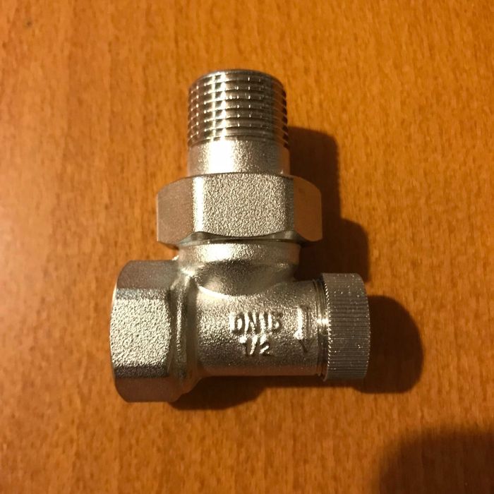 Zawór grzejnikowy odcinający 1/2 cala