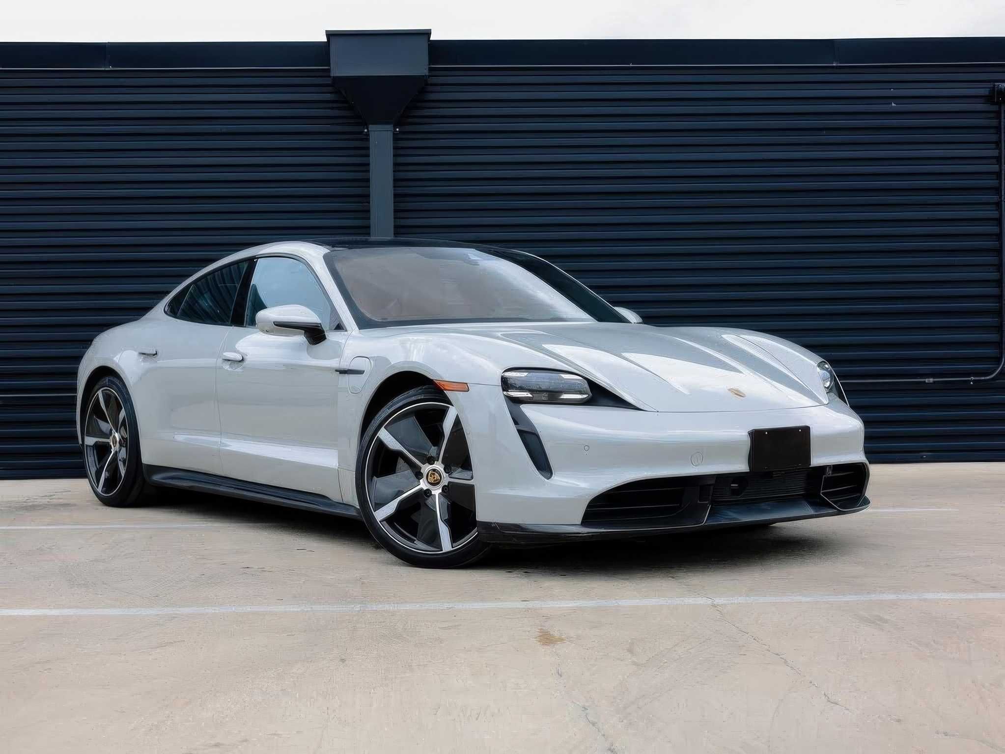 2022 Porsche Taycan Turbo S Sedan