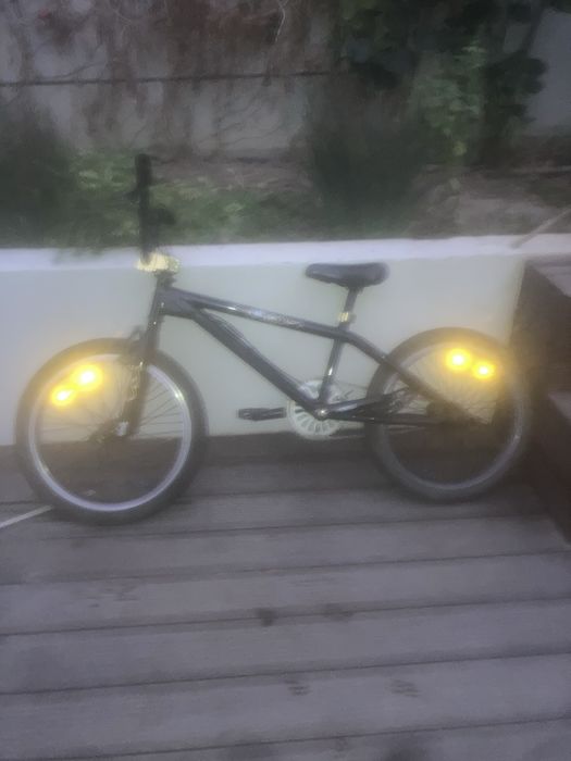 Bmx da decatlon semi usada