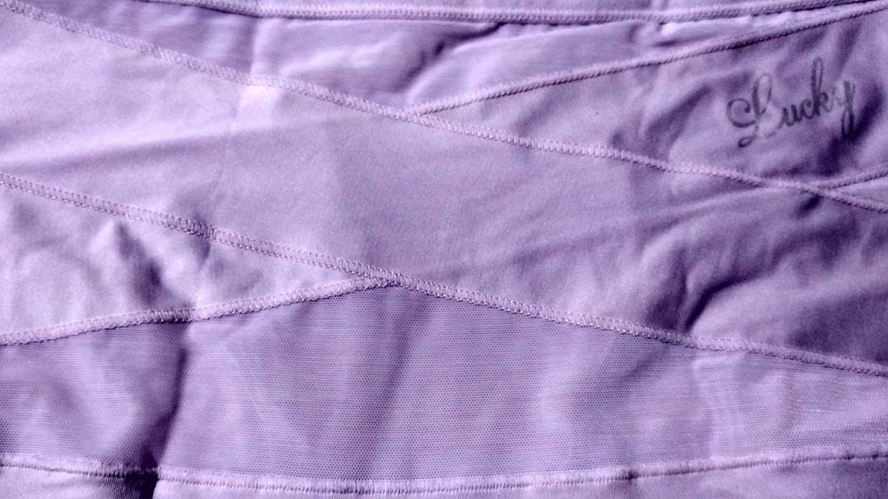 Жіночі трусики (безшовне формування фігури)