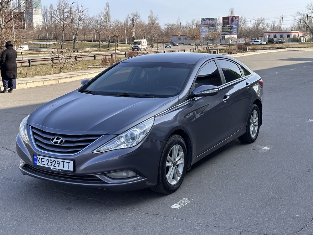 Продам Hyundai Sonata