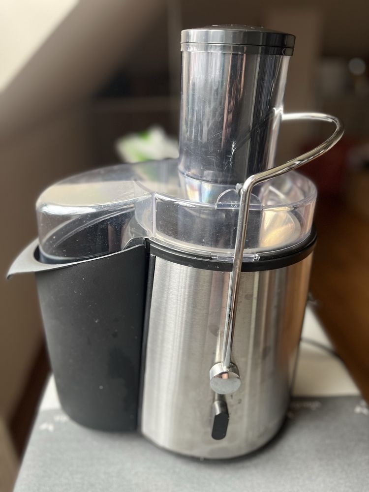 Sokowirówka clatronic AE3532