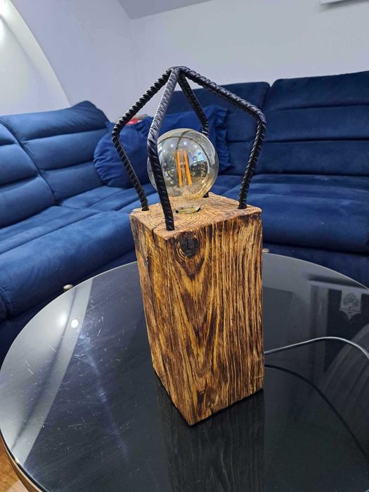 Sprzedam lampę stojącą