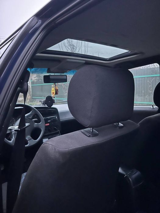 Wolksvagen Passat B4 1,8 моно інжектор