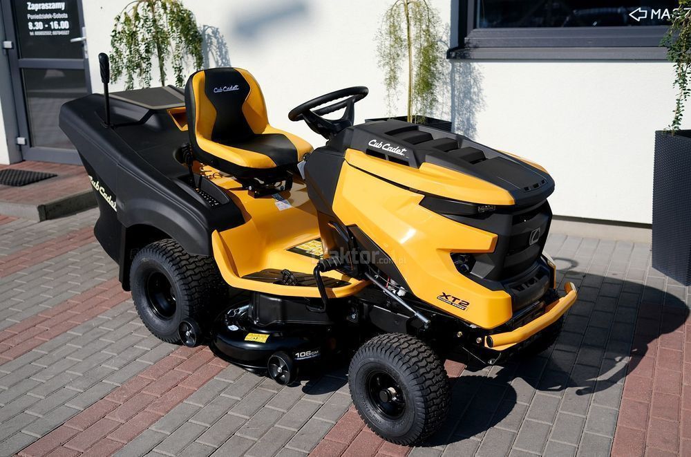 Cub Cadet XT2 PR95