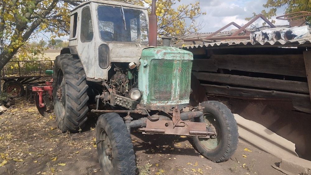 Продам ЮМЗ срочно