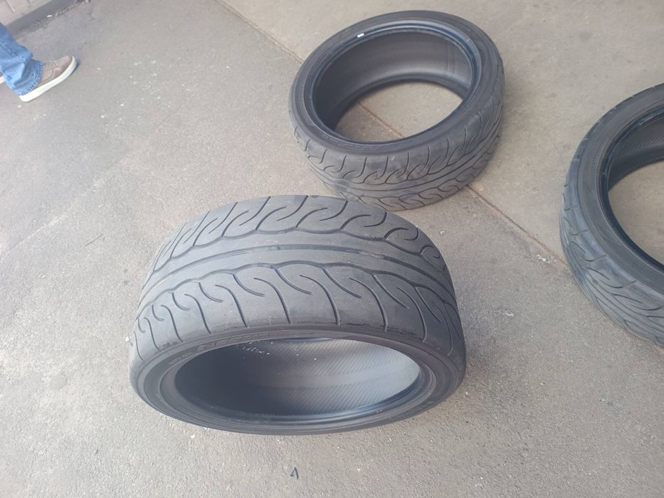 Yokohama Advan Neova AD08RS 235/40 R18