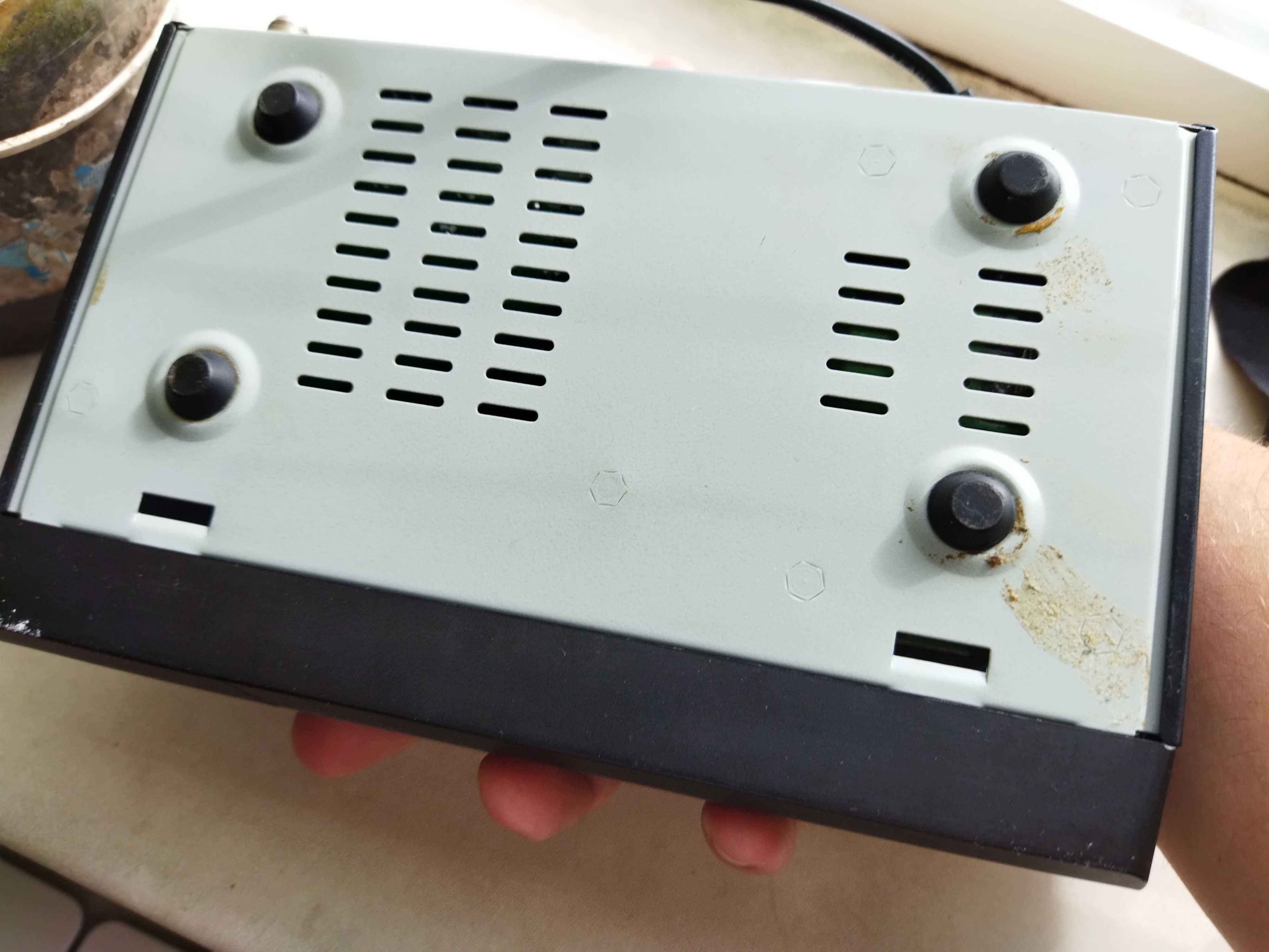 Тюнер,set top box,приставка до супутникового телебачення Orton 4100c