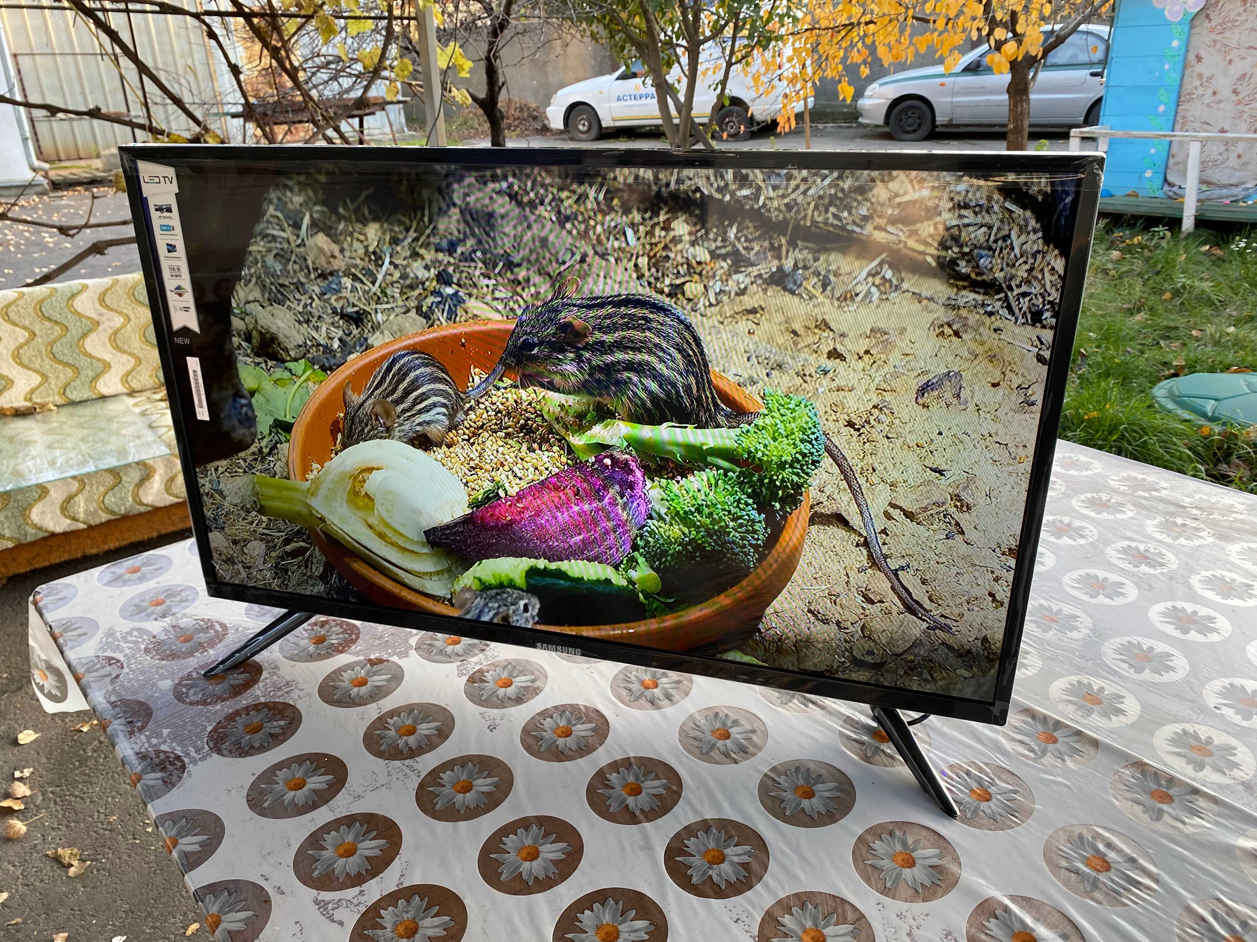 Телевизор Самсунг 42” SmartTV Android 13,4K Samsung гарантия