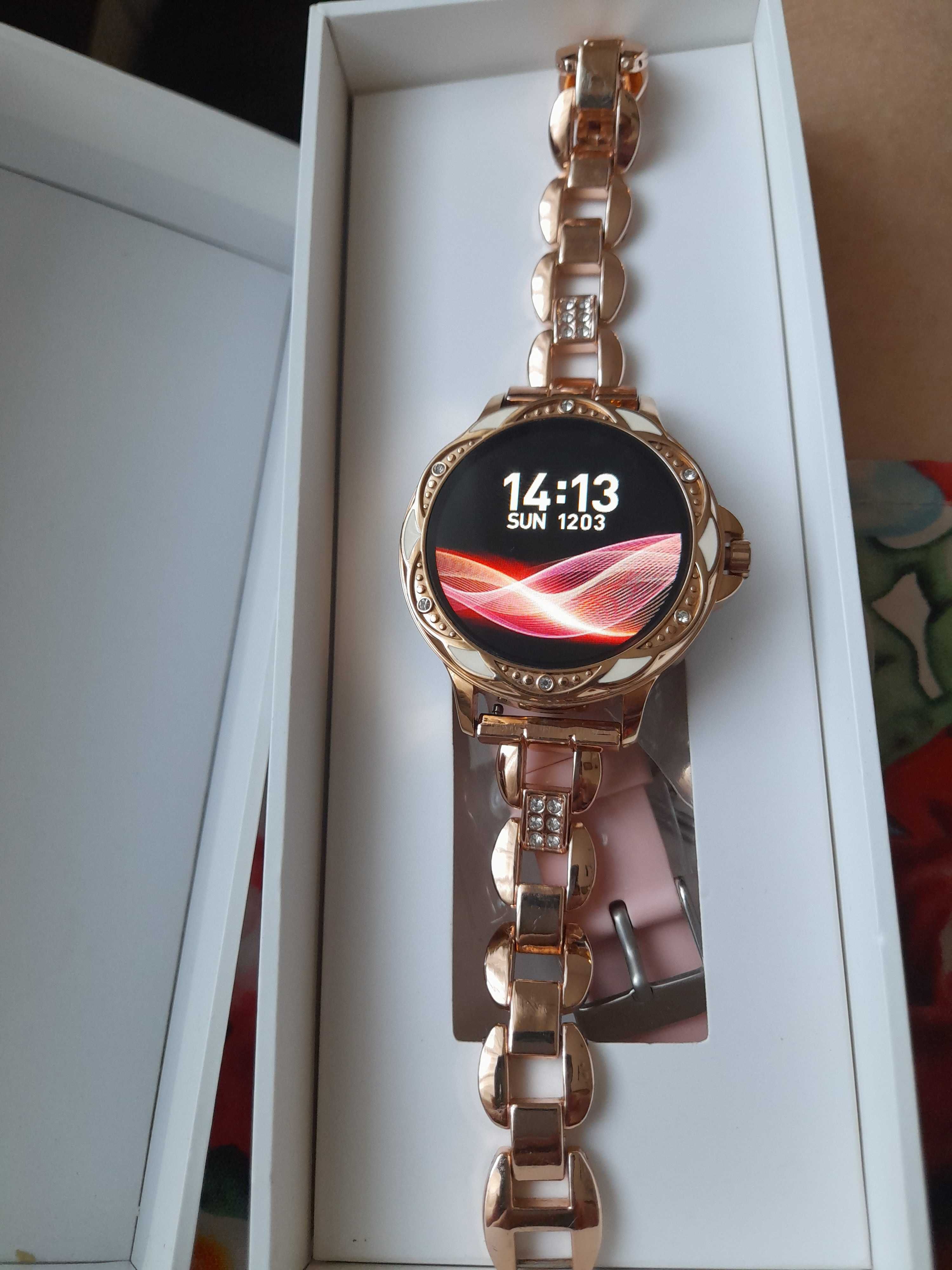 Жіночий смарт-годинник Smartwatch cf12